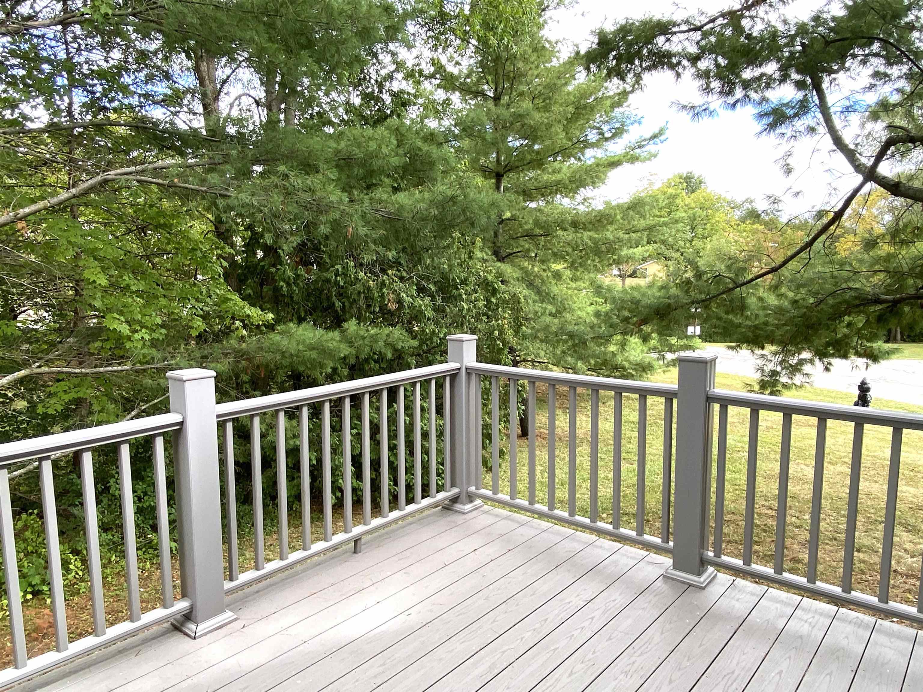 Middlebury, Vermont 05753, United States, 2 Bedrooms Bedrooms, ,1 BathroomBathrooms,Residential,Pending,201146