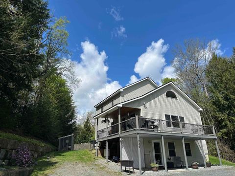 336 Locust Street Hartford VT 05088