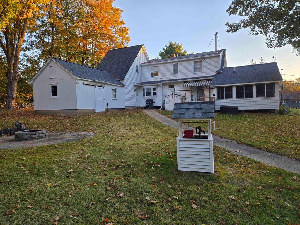 Photo of 79 Maple Avenue, Atkinson, NH 03811 (MLS # 5085436)