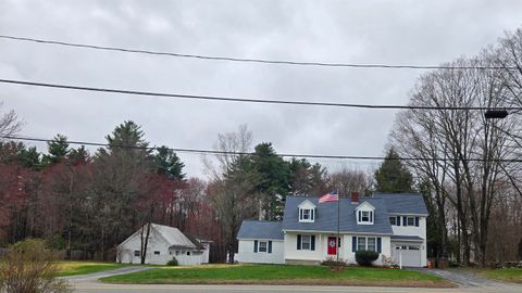 Photo of 79 Maple Avenue, Atkinson, NH 03811 (MLS # 5085436)