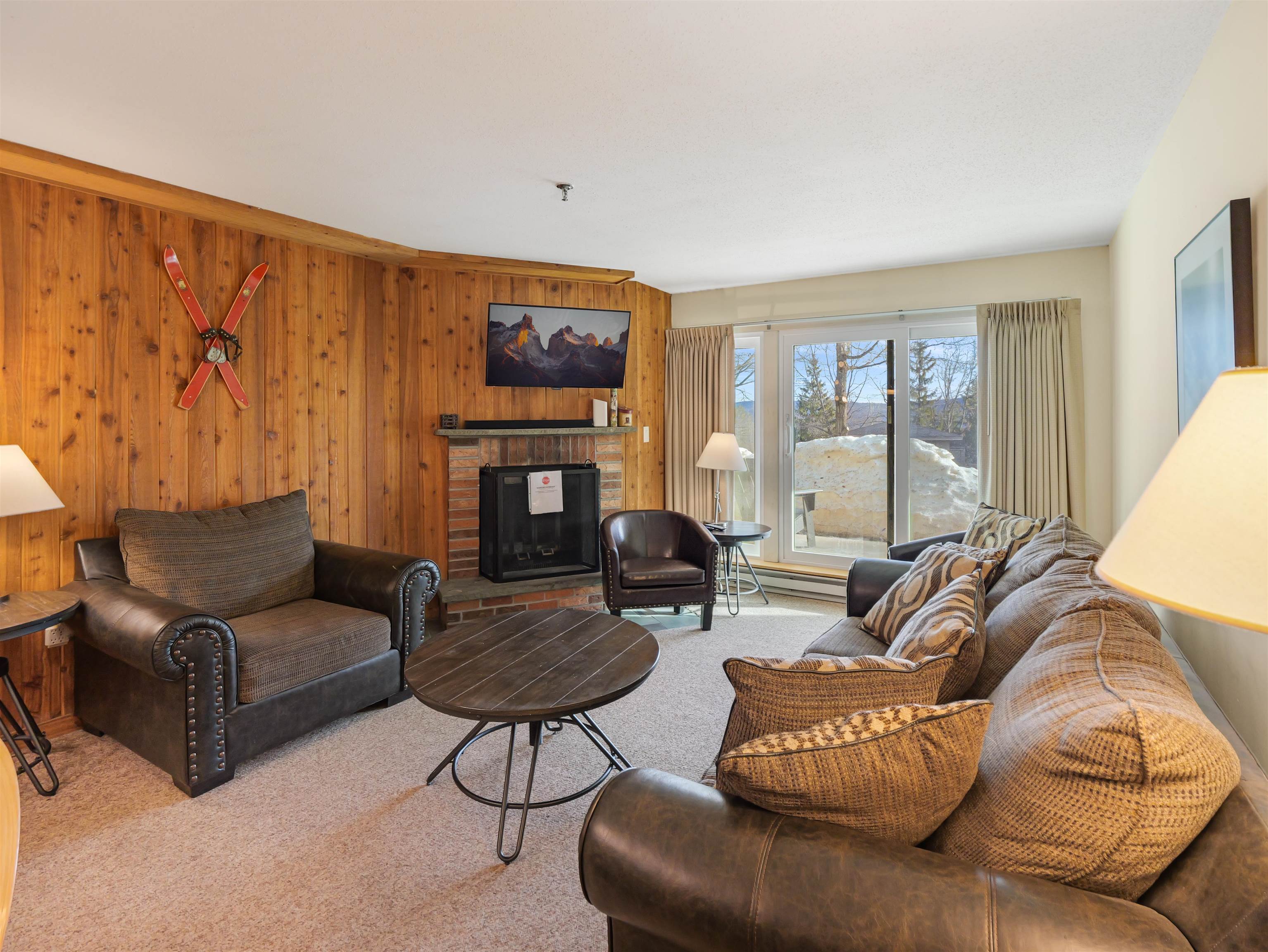 133 East Mountain Road 3A13