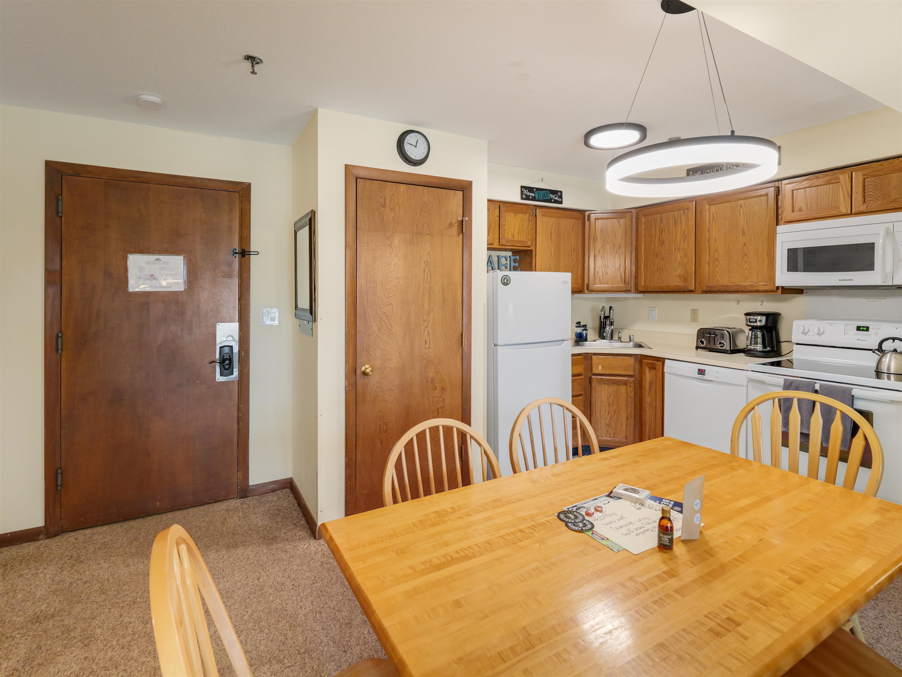 133 East Mountain Road 3A13