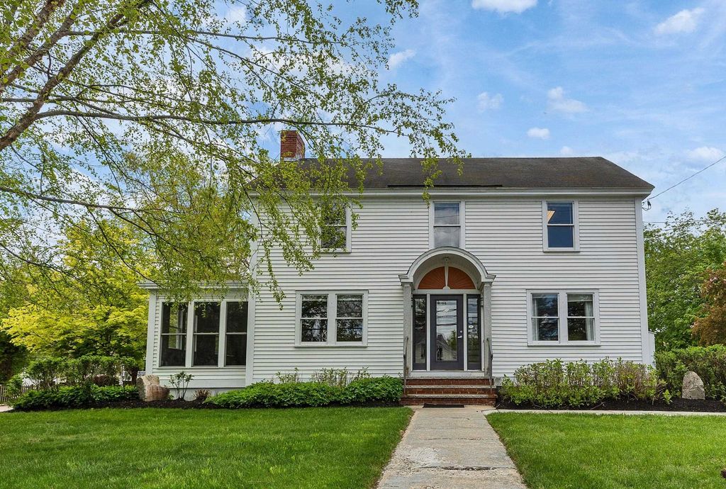 Photo of 479 Nashua Street, Milford, NH 03055 (MLS # 5088714)