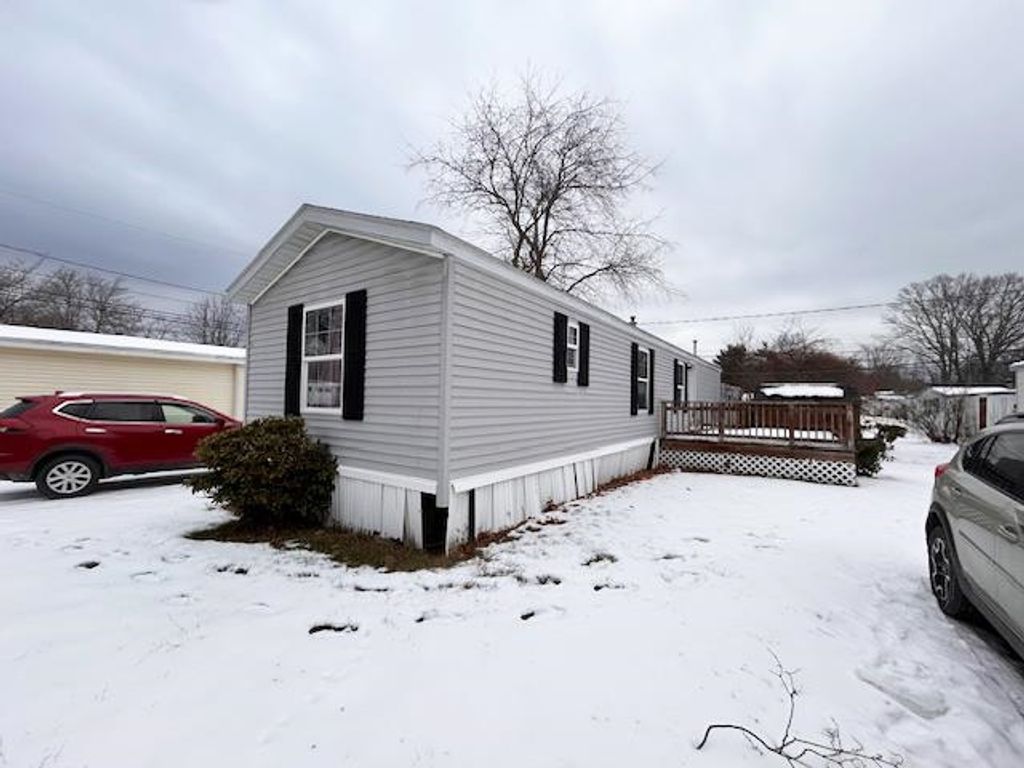 Photo of 4 Poplar Street, Exeter, NH 03833 (MLS # 5072261)