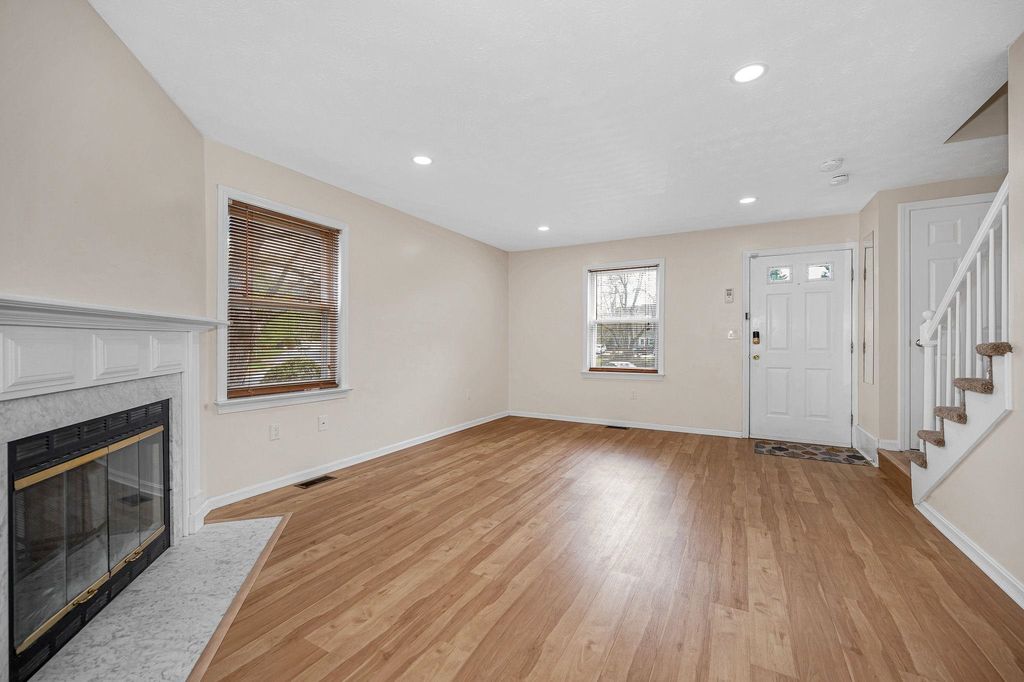 Photo of 64 Cadogan Way, Nashua, NH 03062 (MLS # 5085791)
