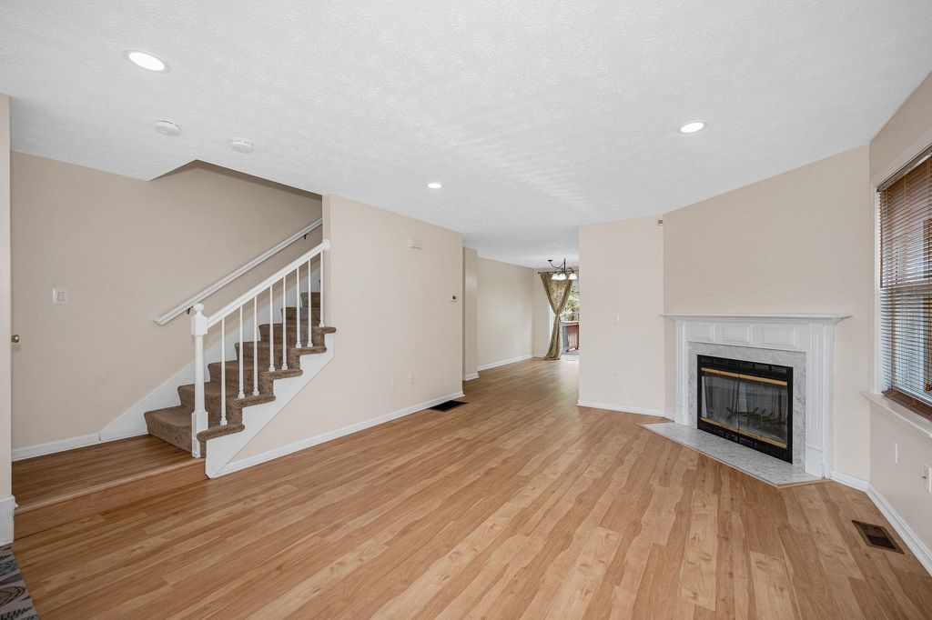 Photo of 64 Cadogan Way, Nashua, NH 03062 (MLS # 5085791)