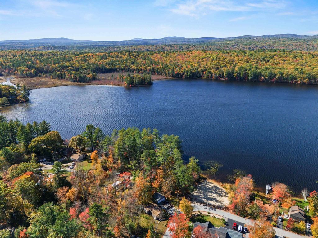 Photo of 16 Gorham Drive, Dunbarton, NH 03046 (MLS # 5066796)