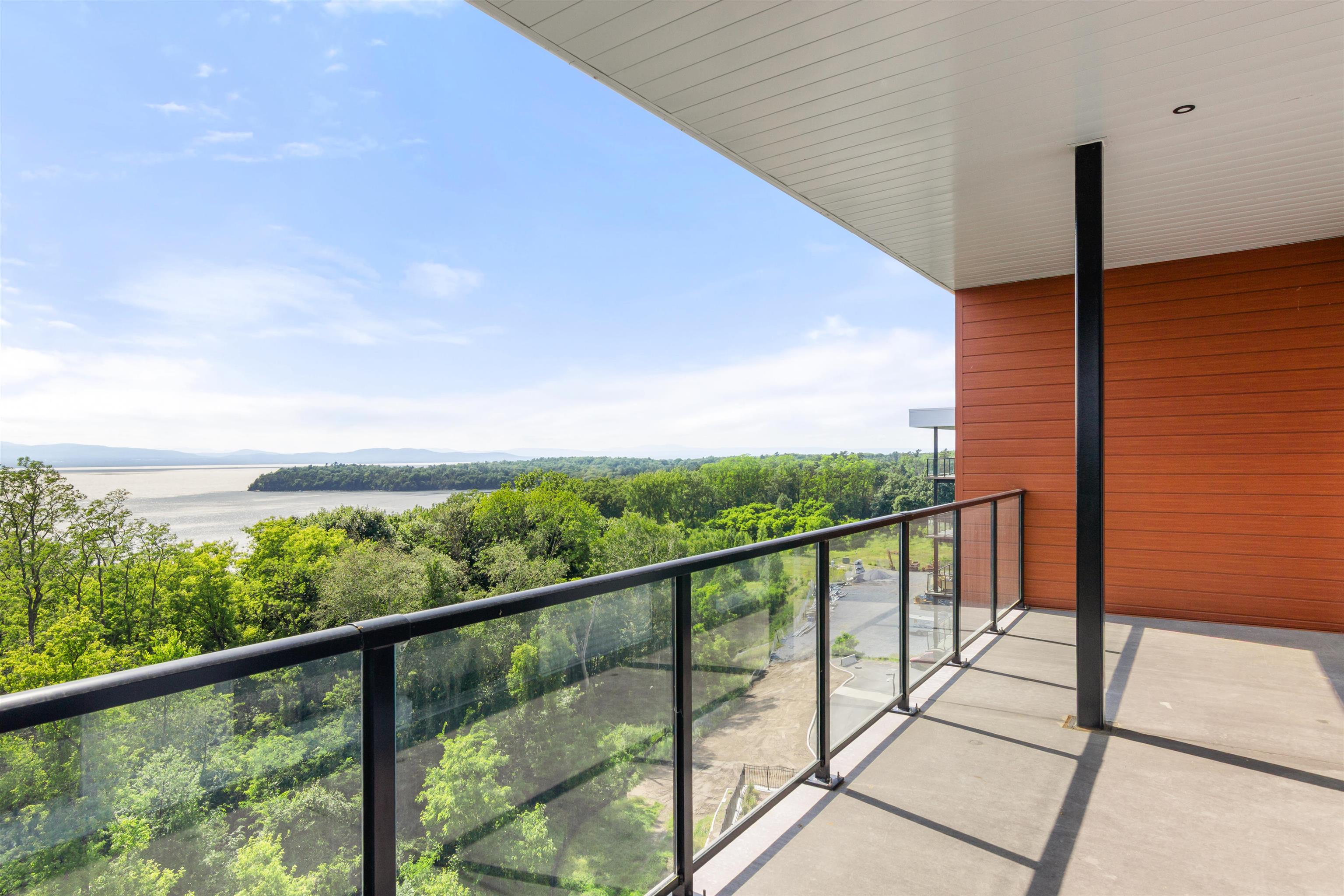 125 Cambrian Way 607