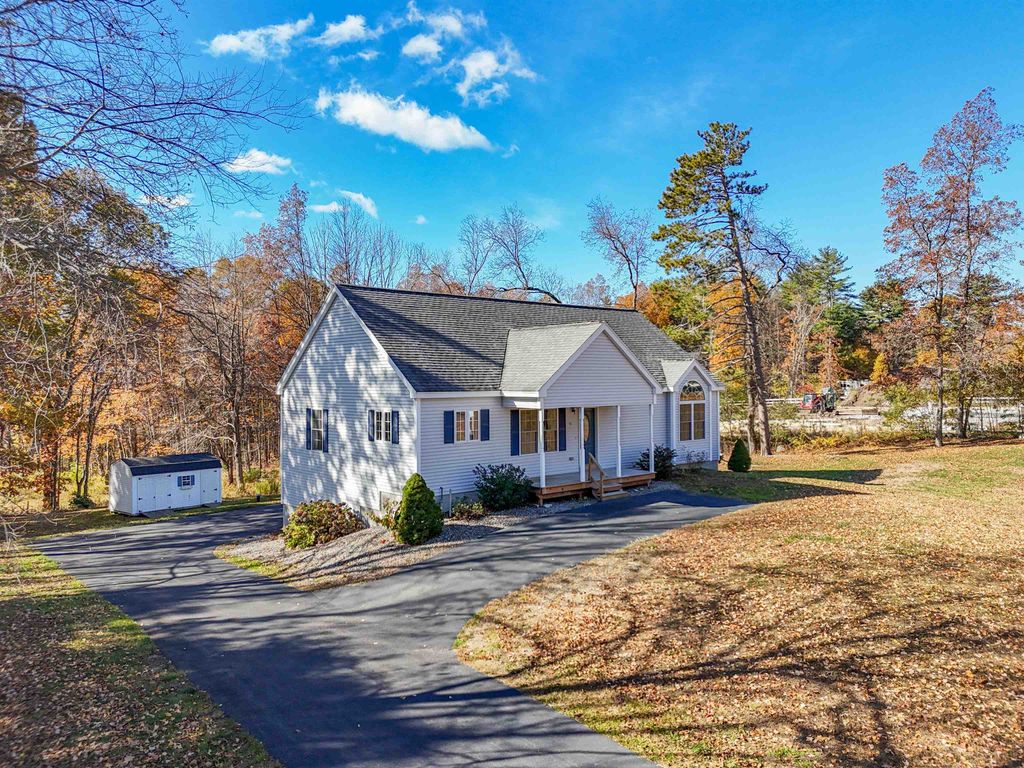 Photo of 55 Sweet Hill Road, Plaistow, NH 03865 (MLS # 5068135)