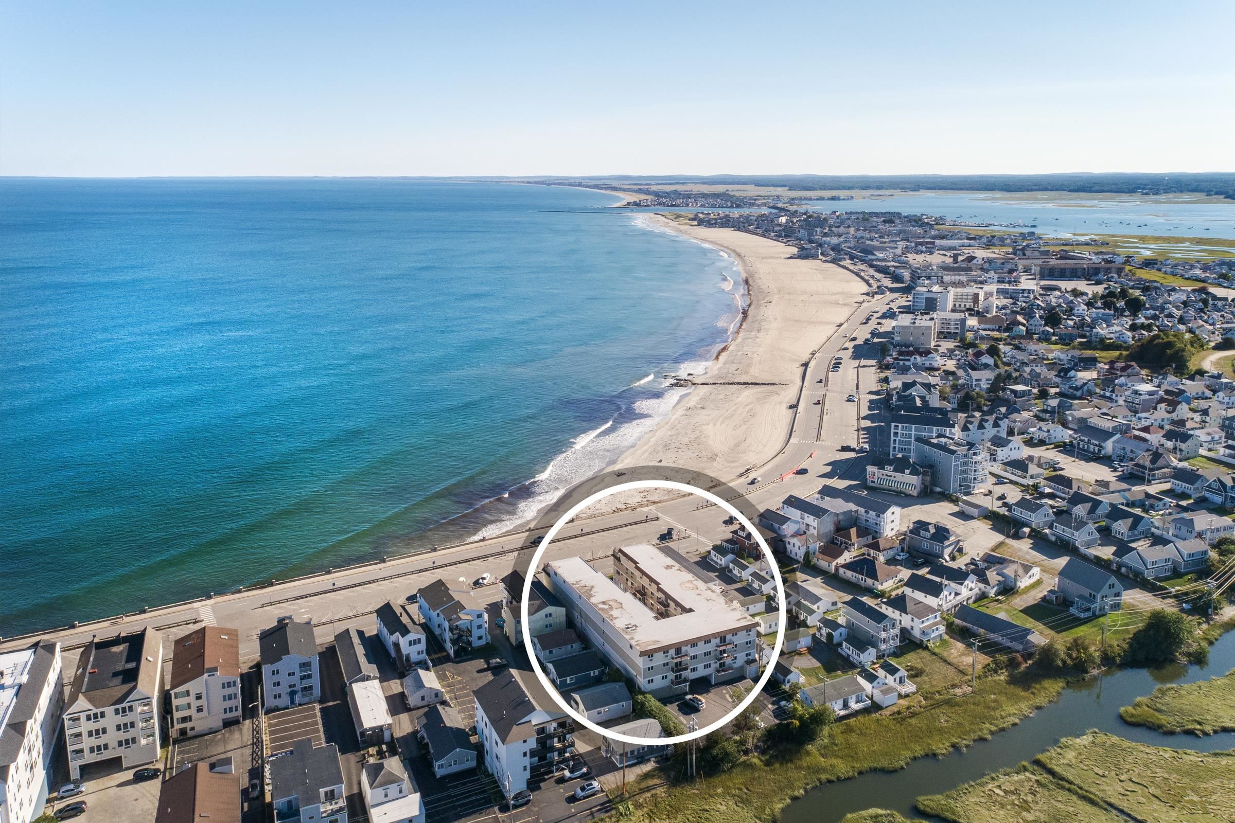 407 Ocean Boulevard B11