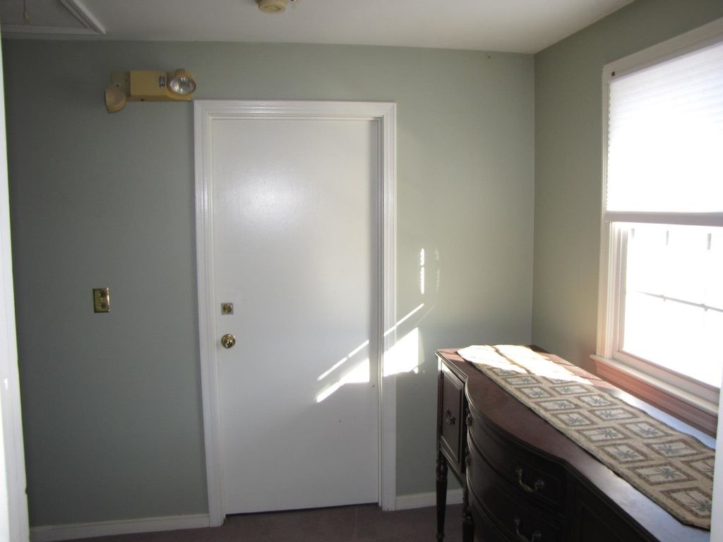 Photo of 1100 Valley Street, Manchester, NH 03103 (MLS # 5078050)