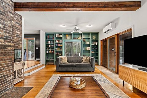 12 Dudley Road Brentwood NH 03833