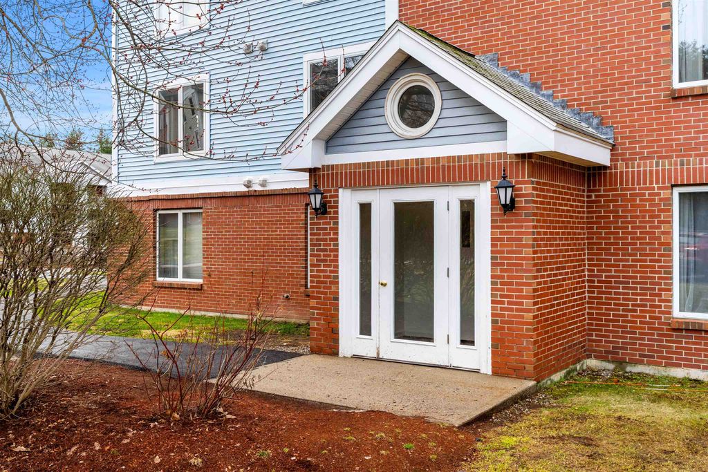 Photo of 2 Timberwood Drive #306, Goffstown, NH 03045 (MLS # 5082427)