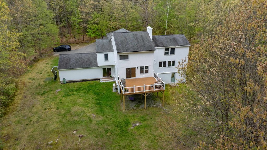 Photo of 27 Pierce Lane, Hollis, NH 03049 (MLS # 5089261)