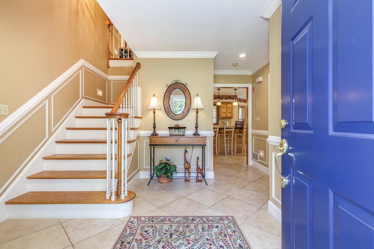 10 Manasquan Circle