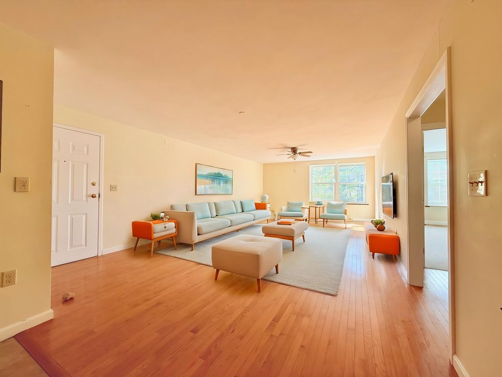 Photo of 80 Main Street #301, Ossipee, NH 03814 (MLS # 5078807)