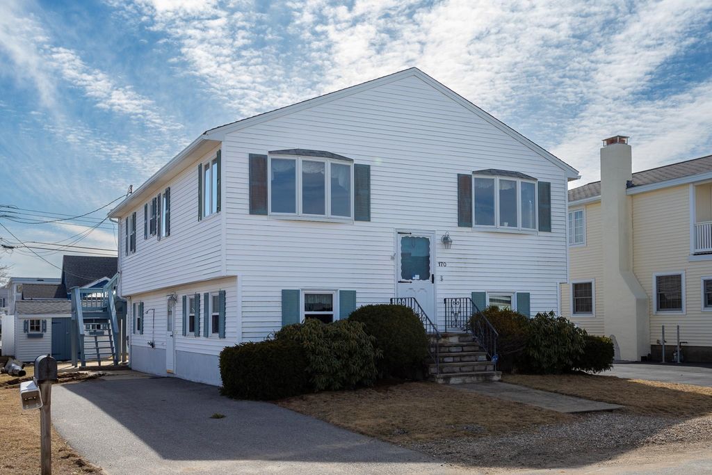 Photo of 170 Tilton Street, Seabrook, NH 03874 (MLS # 5061153)