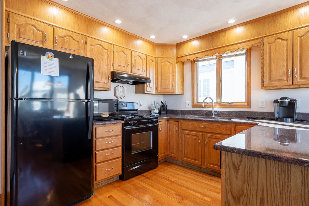 Photo of 170 Tilton Street, Seabrook, NH 03874 (MLS # 5061153)