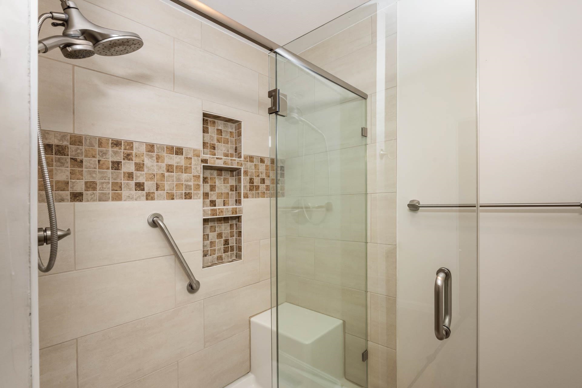 Londonderry, New Hampshire 03053, United States, 2 Bedrooms Bedrooms, ,2 BathroomsBathrooms,Residential,Pending,190437