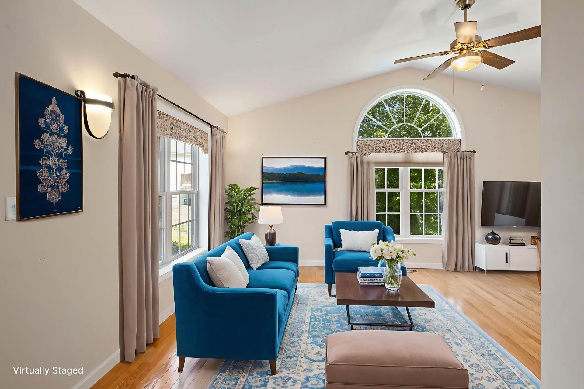 Londonderry, New Hampshire 03053, United States, 2 Bedrooms Bedrooms, ,2 BathroomsBathrooms,Residential,Pending,190437