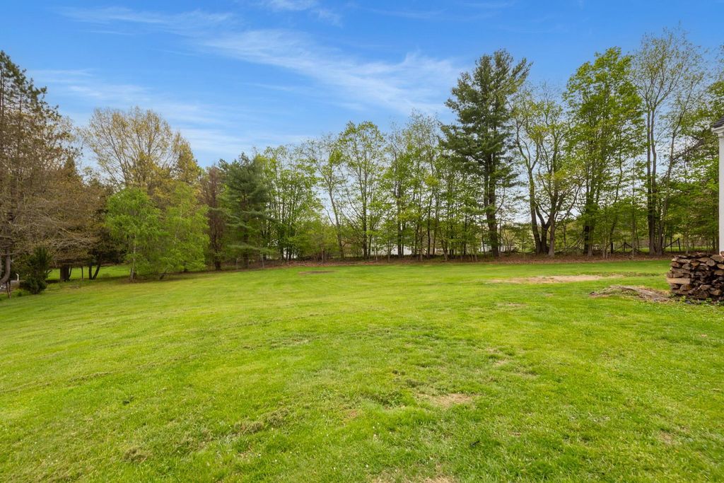 Photo of 3 Coach Road, Stratham, NH 03885 (MLS # 5088604)