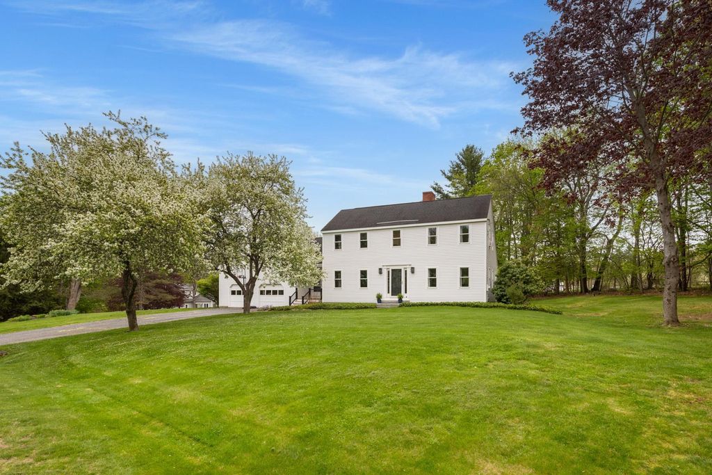 Photo of 3 Coach Road, Stratham, NH 03885 (MLS # 5088604)