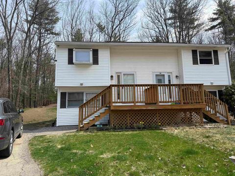 19 Bennington Circle A Goffstown NH 03045