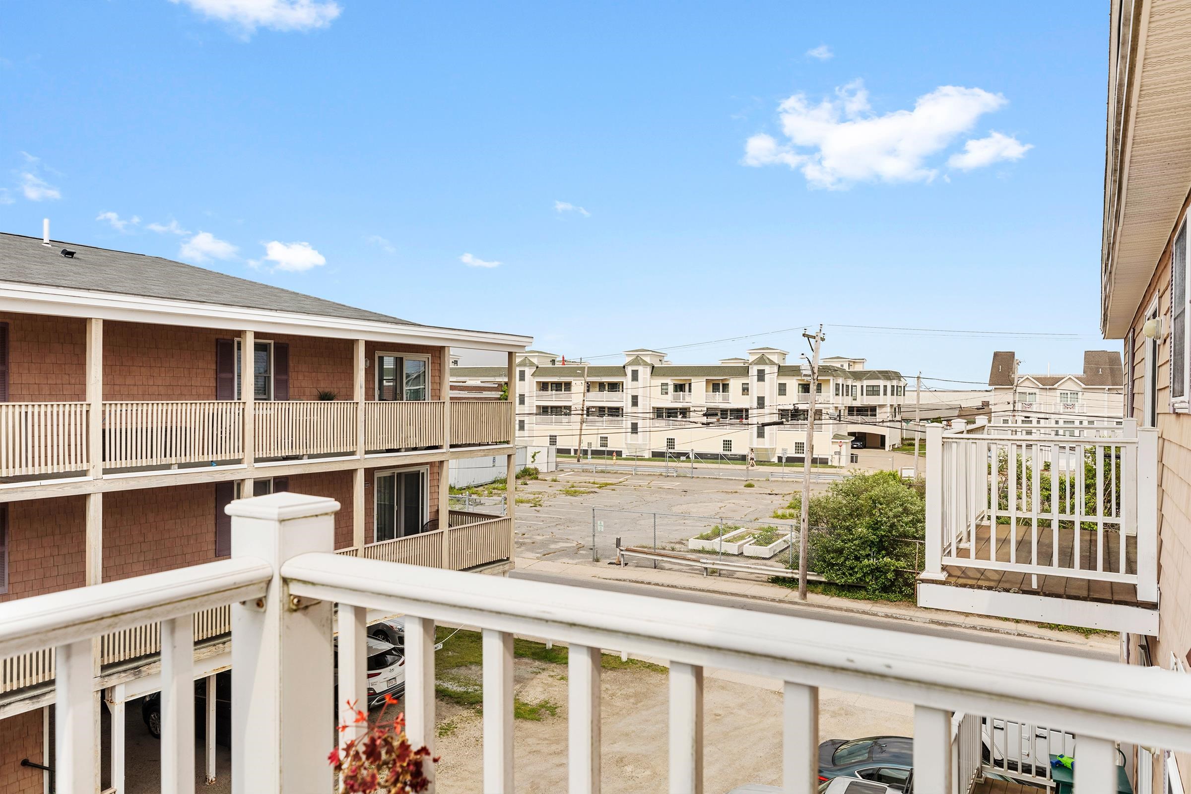 20 Cable Avenue 11