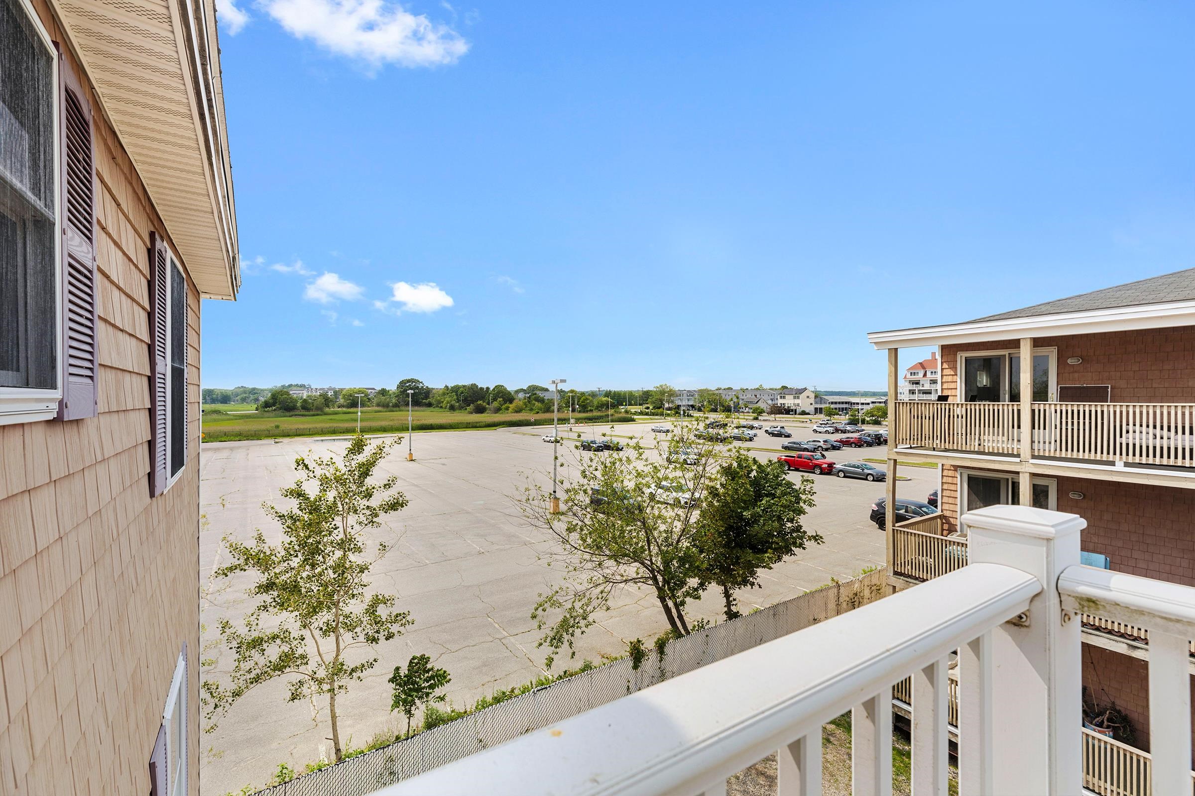 20 Cable Avenue 11