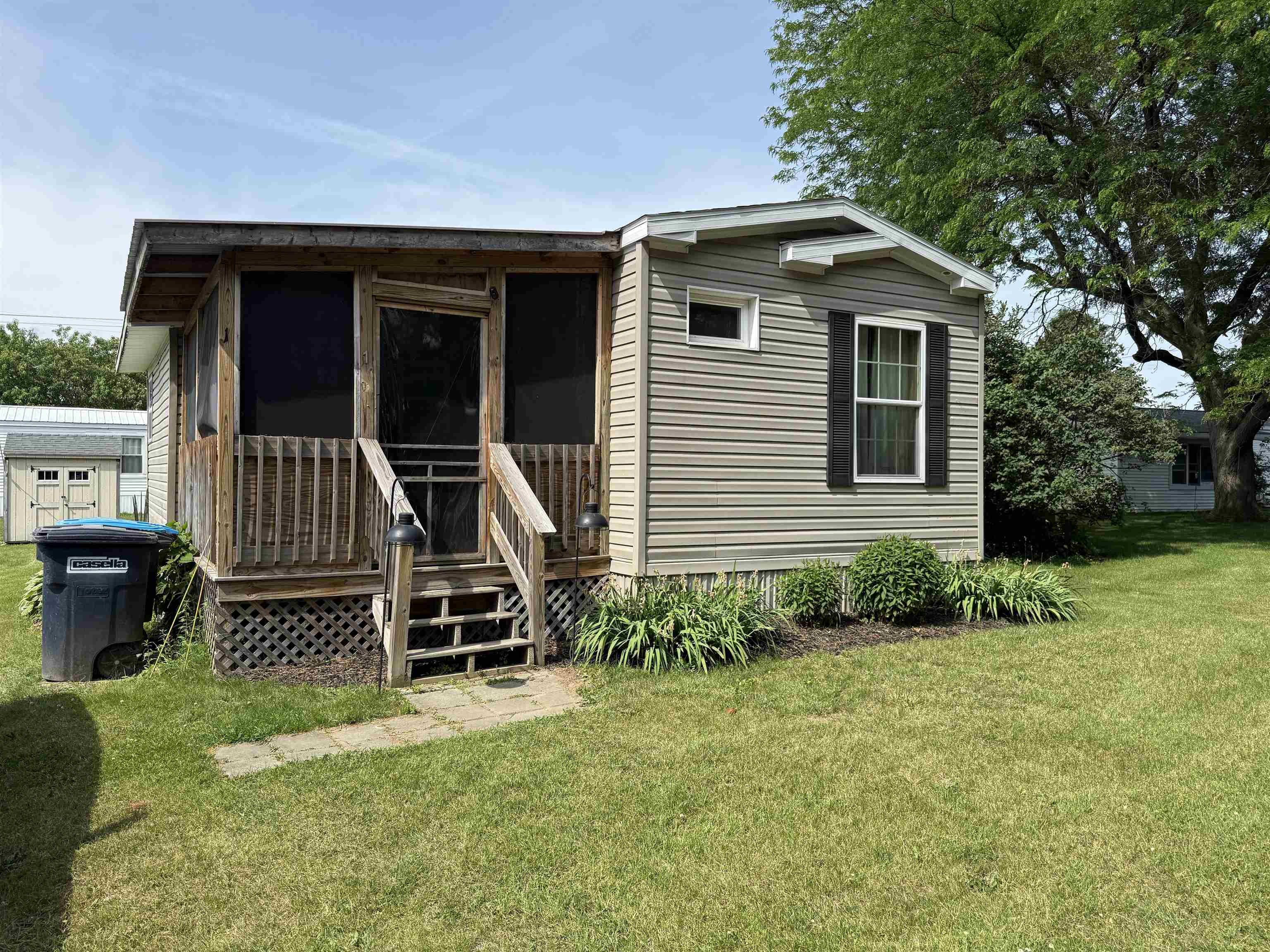 10 Nicole Drive