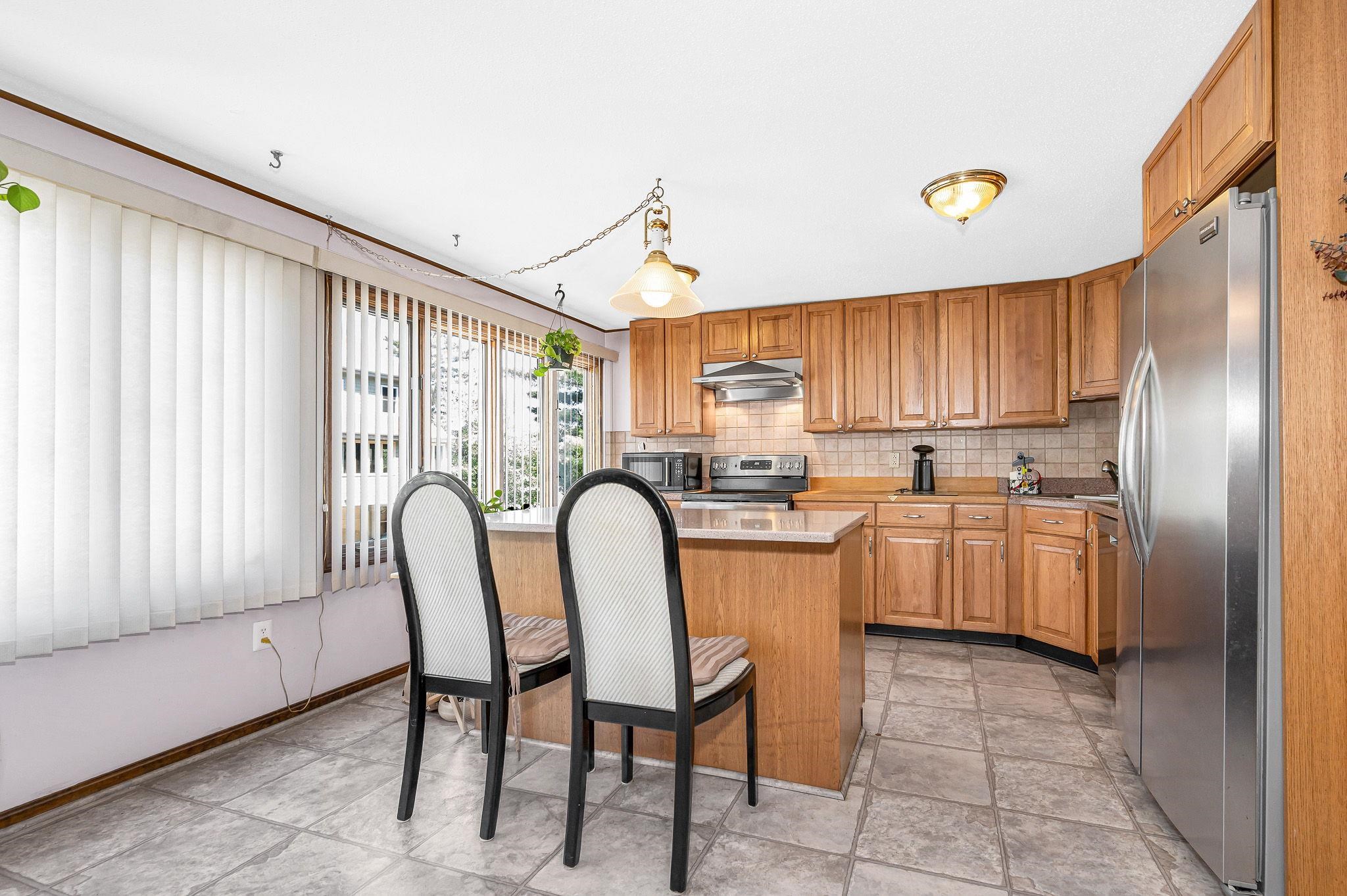 5 axle tree Road 5