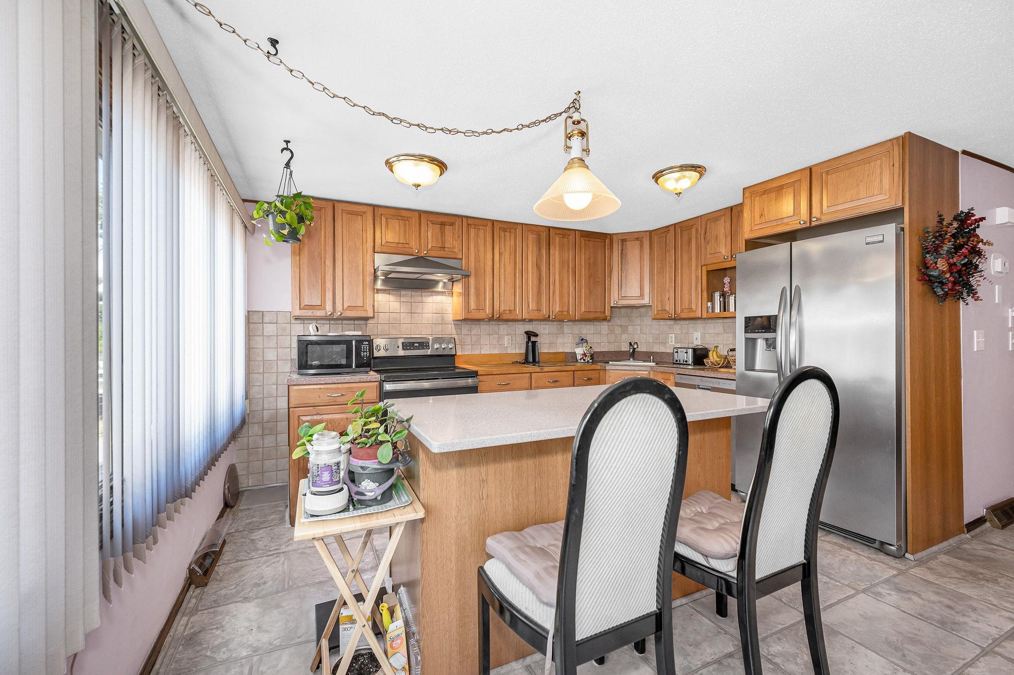 5 axle tree Road 5