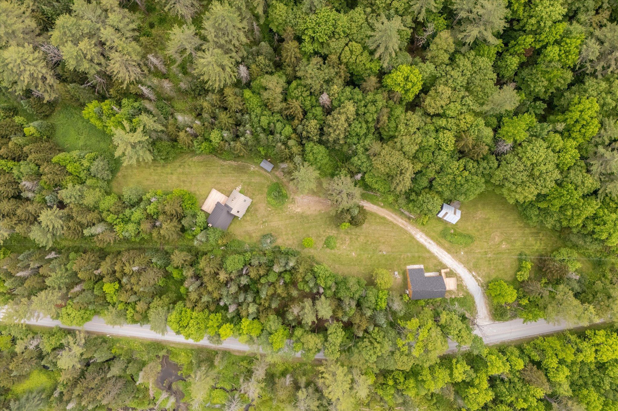 1595 Healdville Road