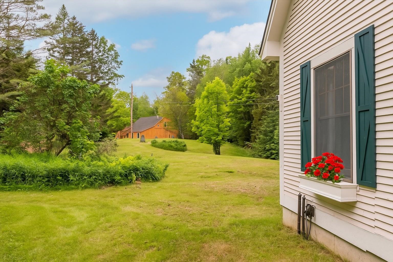 1595 Healdville Road