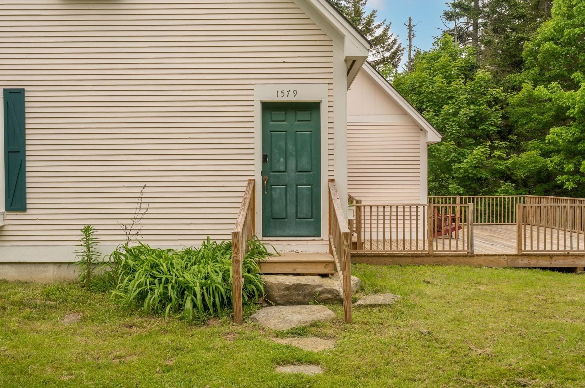 1595 Healdville Road