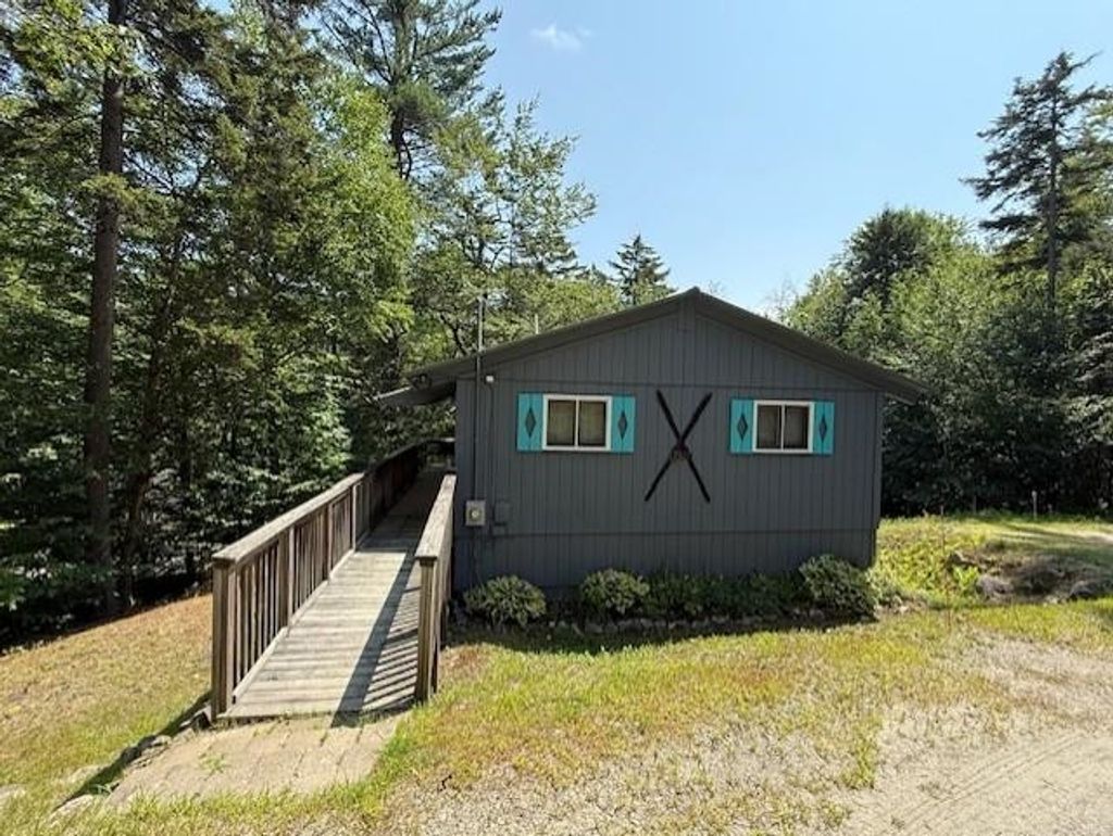 Photo of 6 High Ridge Road, Newbury, NH 03255 (MLS # 5063441)