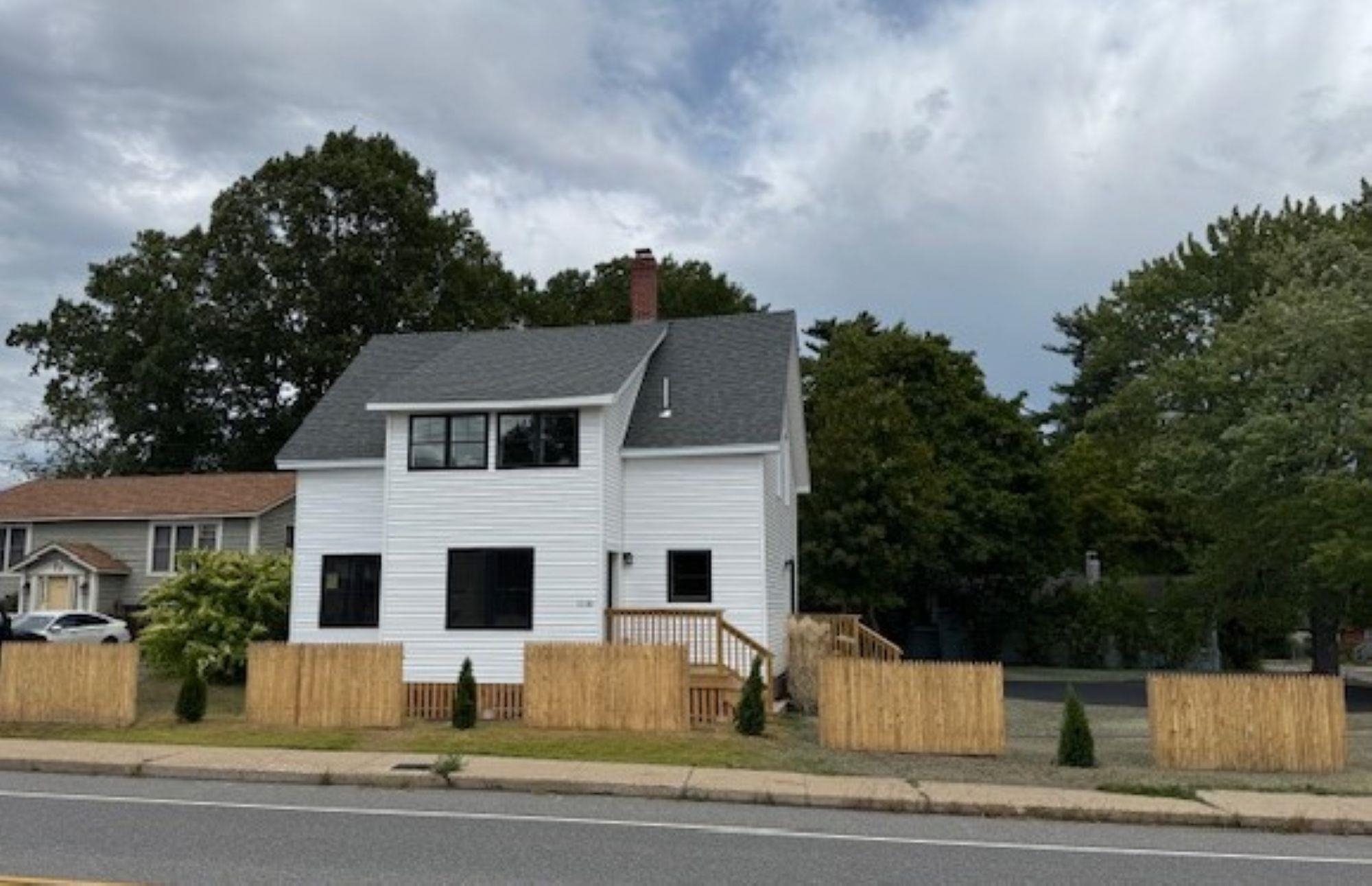 1110 Main Street