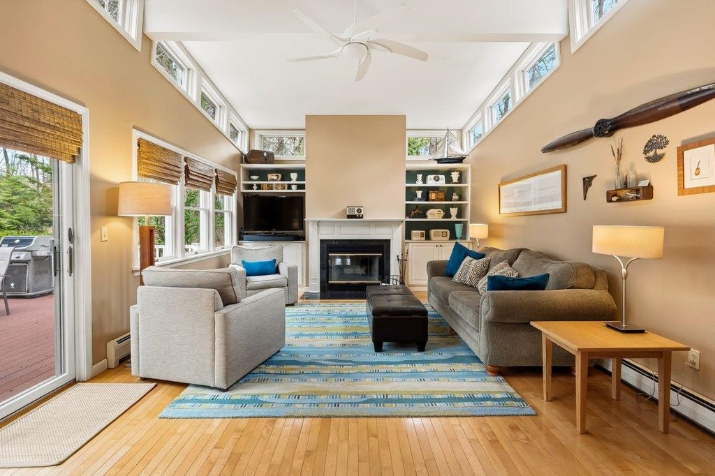 Photo of 3 Moss Lane, Madbury, NH 03823 (MLS # 5084745)