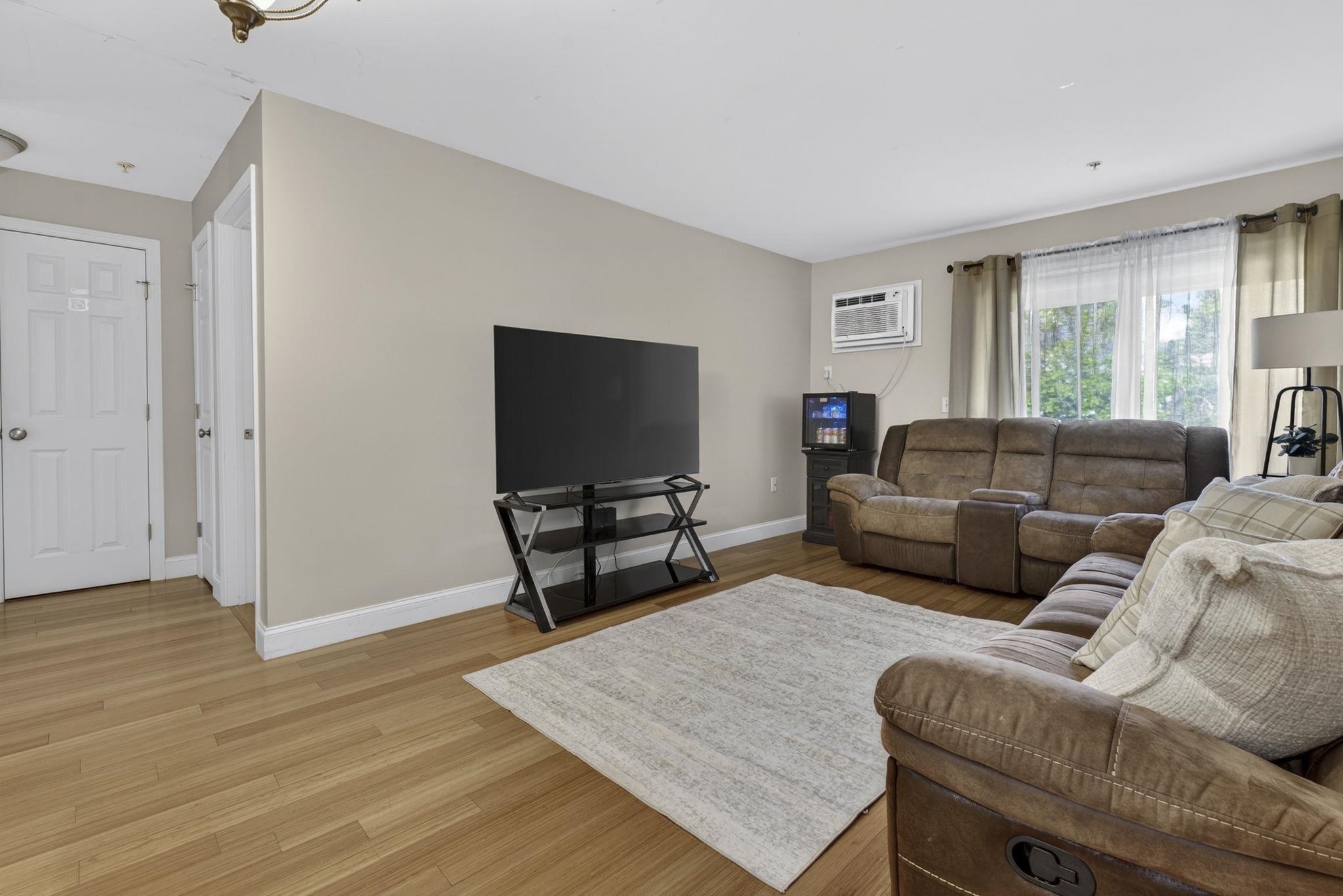 92 Eastern Avenue 202