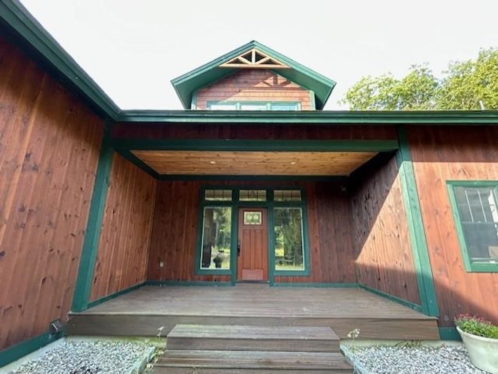 Photo of 21 Fox Hollow Road, Newbury, NH 03255 (MLS # 5048336)