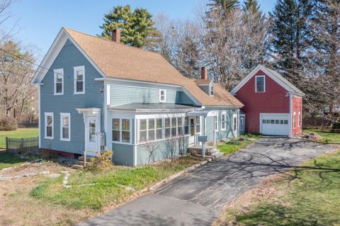 Photo of 8 Adams Avenue, Rochester, NH 03867 (MLS # 5085004)