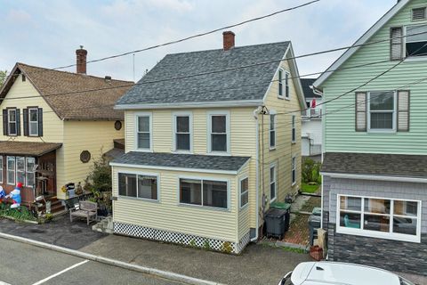 Photo of 6 Central Street, Pembroke, NH 03275 (MLS # 5089252)