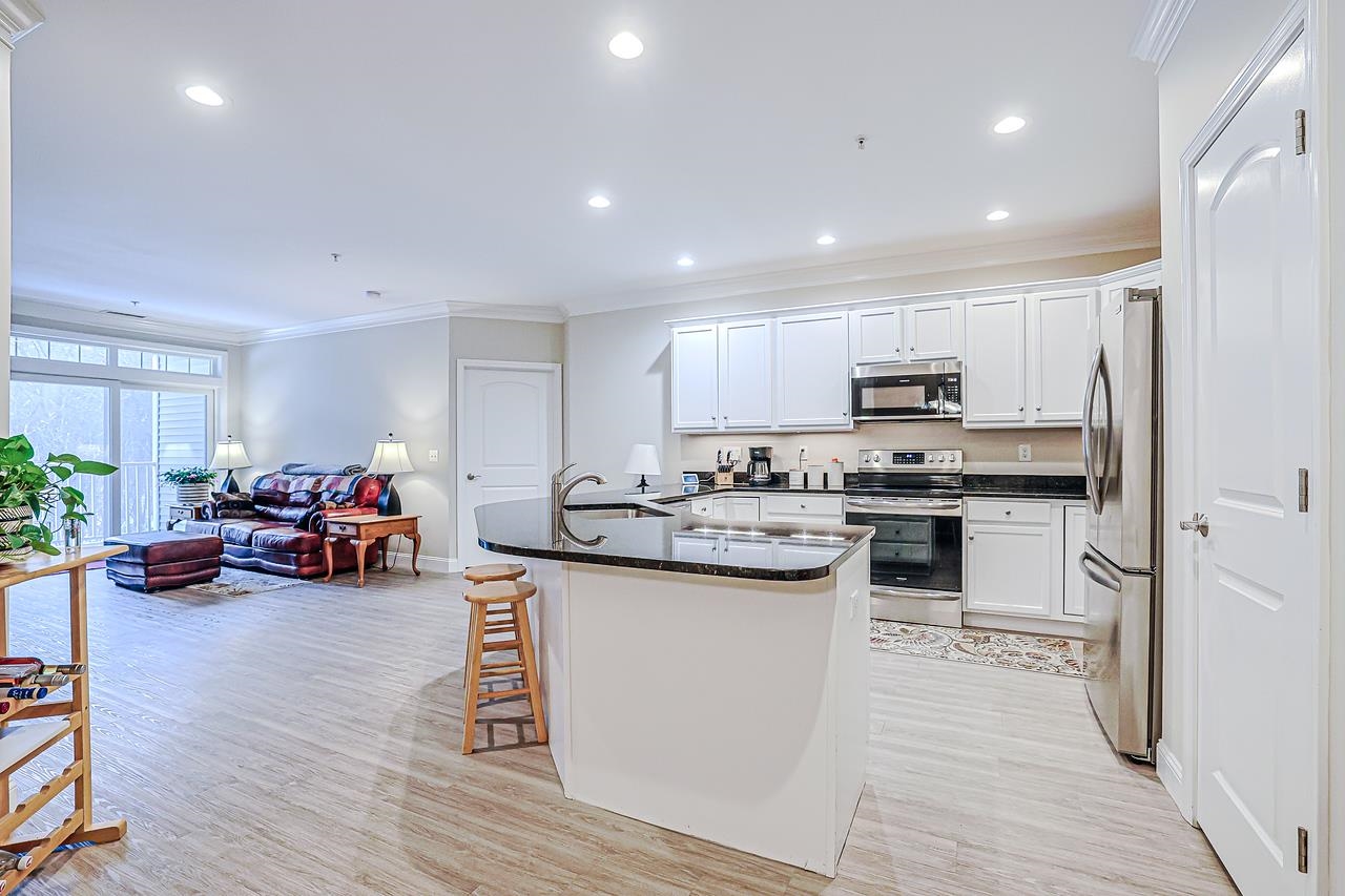 4 Henry David Drive 103