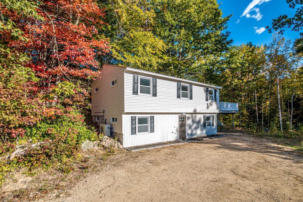 Photo of 52 Hillside Avenue, Bartlett, NH 03812 (MLS # 5067400)
