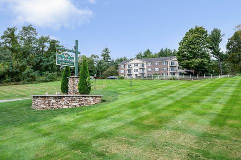 Photo of 5 Autumn Leaf Drive #13, Nashua, NH 03060 (MLS # 5063834)