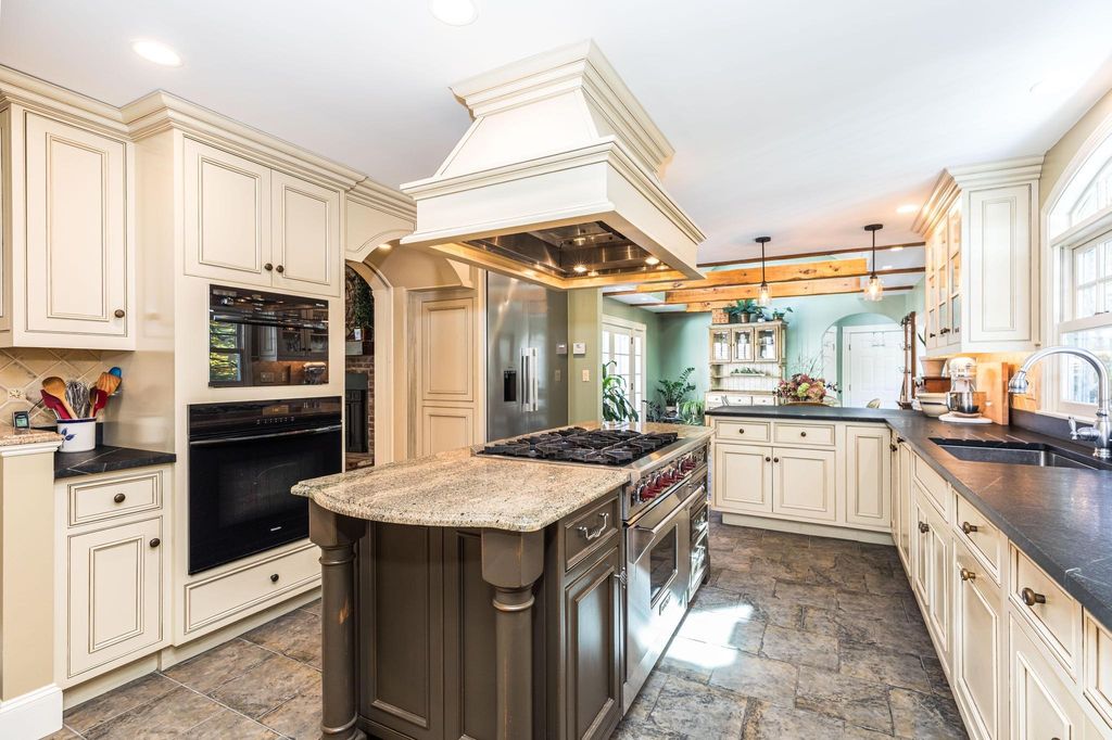 Photo of 113 Exeter Road, North Hampton, NH 03862 (MLS # 5067081)