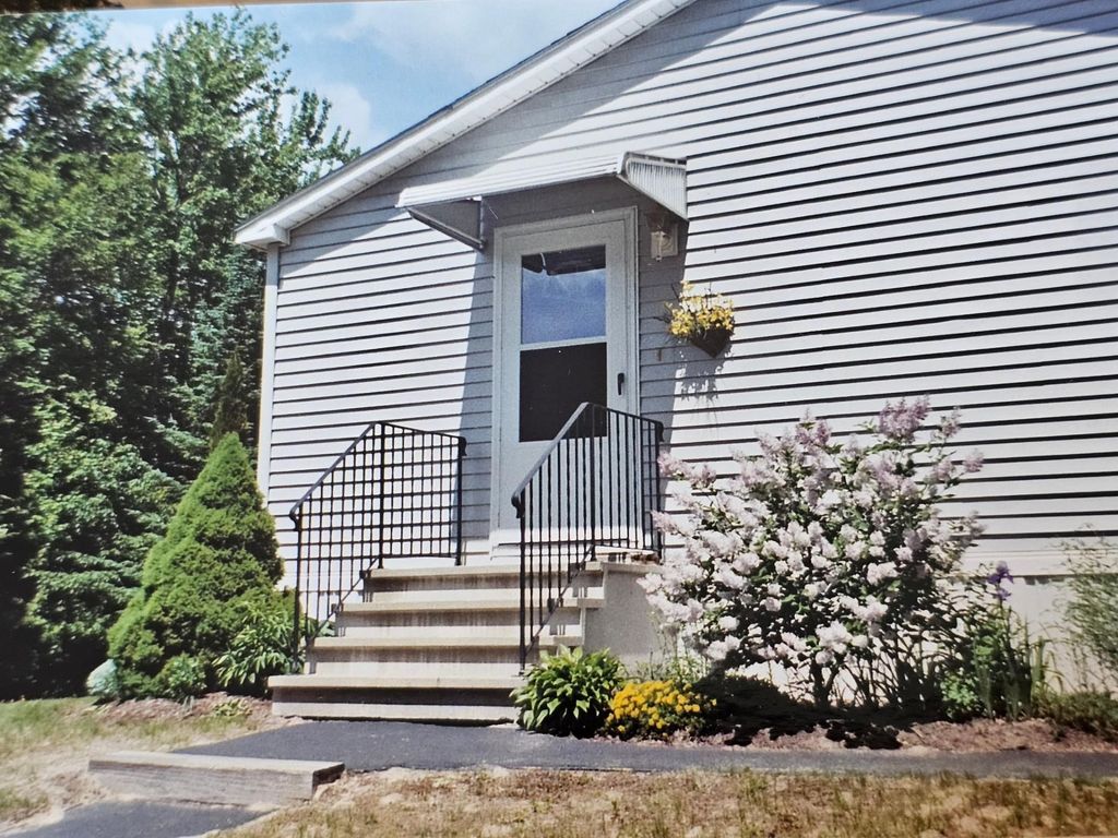 Photo of 1 Harvey Brook Road, Wolfeboro, NH 03894 (MLS # 5081247)
