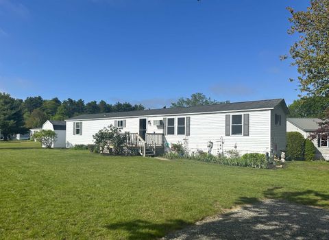 3 Limestone Way North Hampton NH 03862