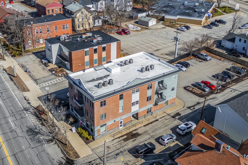 Photo of 68 SOUTH MAIN Street, Rochester, NH 03867 (MLS # 5086212)