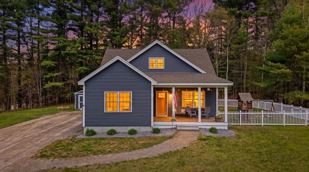 Photo of 10 Colburn Road, New Boston, NH 03070 (MLS # 5088753)